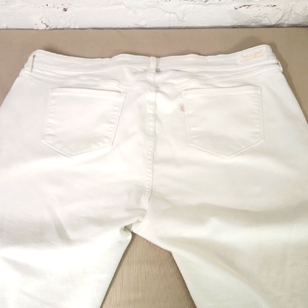 White Denim Levi's Size 20 W Plus kids size pants